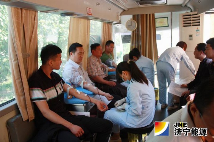 太平煤矿精心组织青年职工义务献血活动