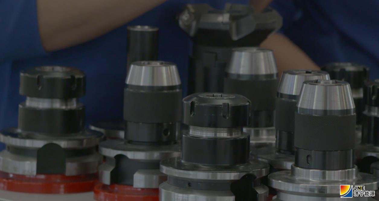 1570434152137972.jpg 艾毯母.jpg