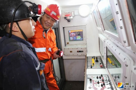 朱家峁煤矿建成集团公司首个自动化工作面纪实