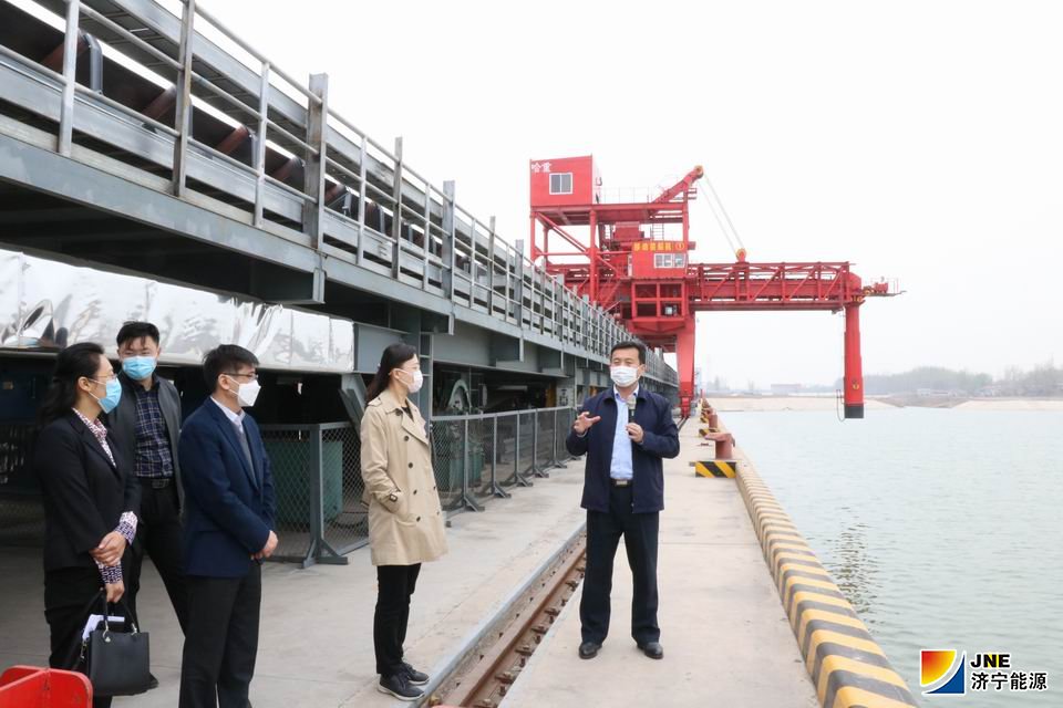 1585271484927198.jpg 2020-3-25省农行领导到济矿物流公司实地考察调研1.JPG