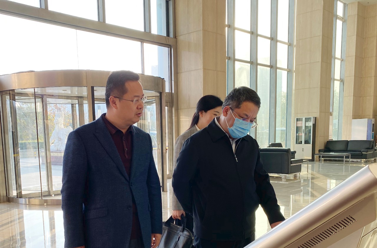 1605437349832055.jpg 魏洪波一行到集团公司考察调研2.jpg