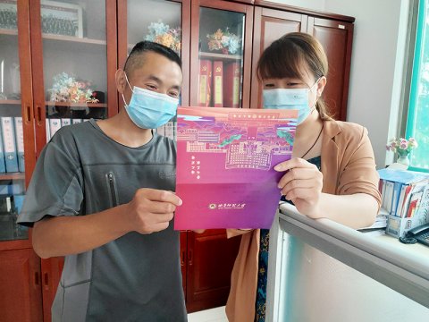 运河煤矿：“金秋奖学助学”情系职工子女大学梦