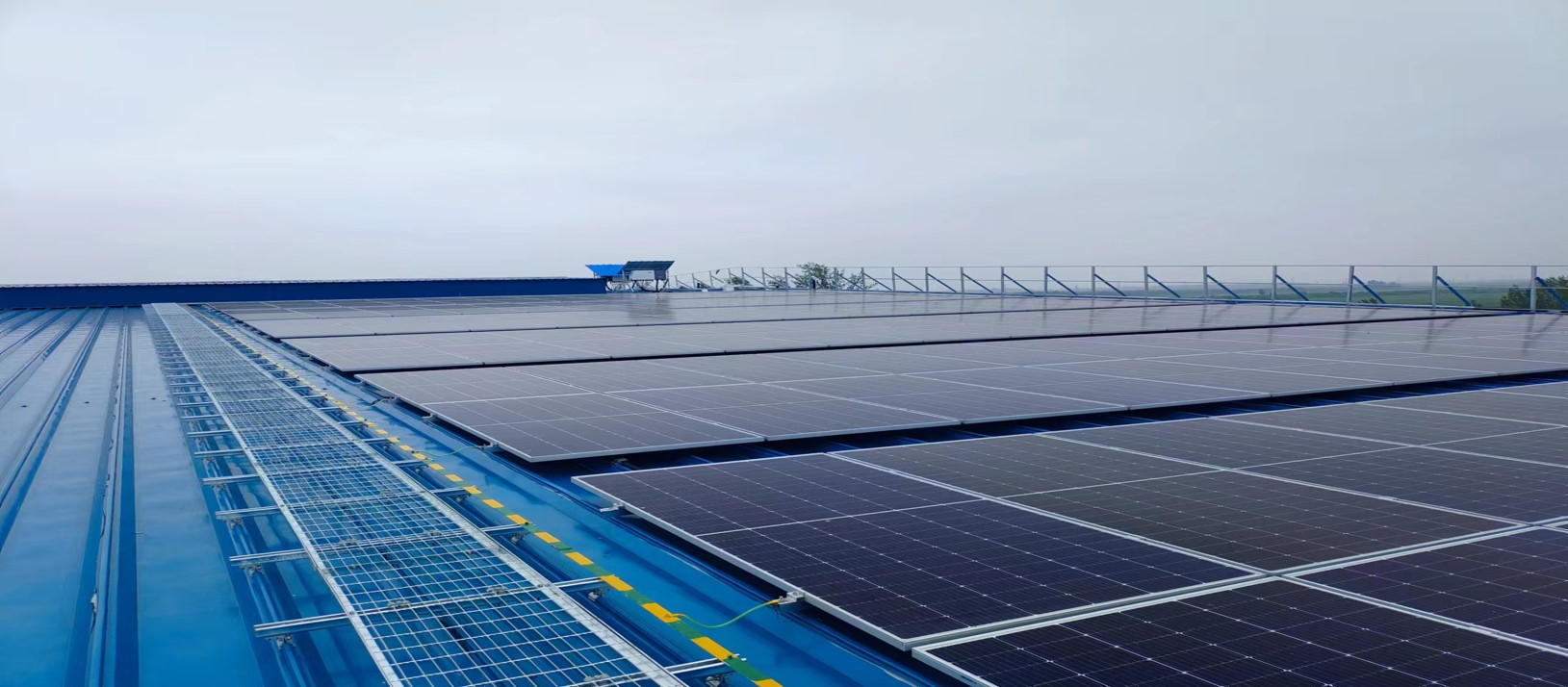 1660211981859384.jpg 节能减排|太平港光伏发电项目并网发电 年节电30万度(邵伟章).jpg