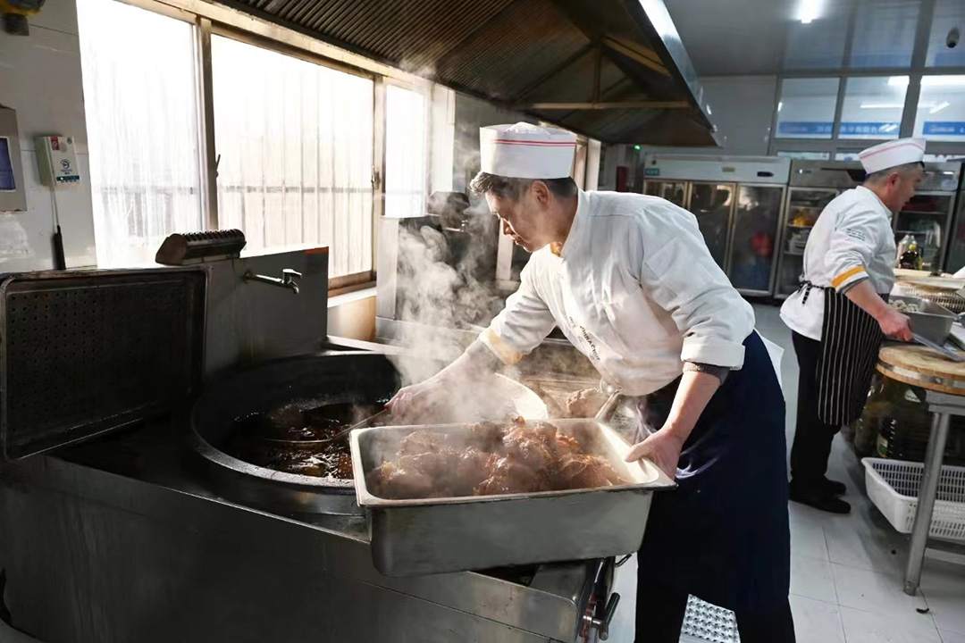 1674053434371147.jpg 00.jpg