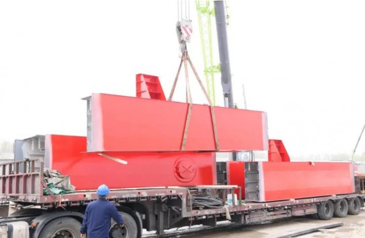 节点突破！龙拱港9#-10#泊位新设备开始登场