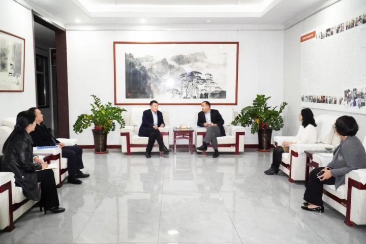 张广宇带队在济南市开展商务活动