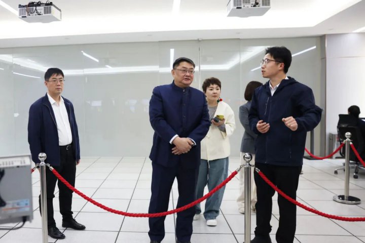 山东演艺集团到访济宁能源调研交流