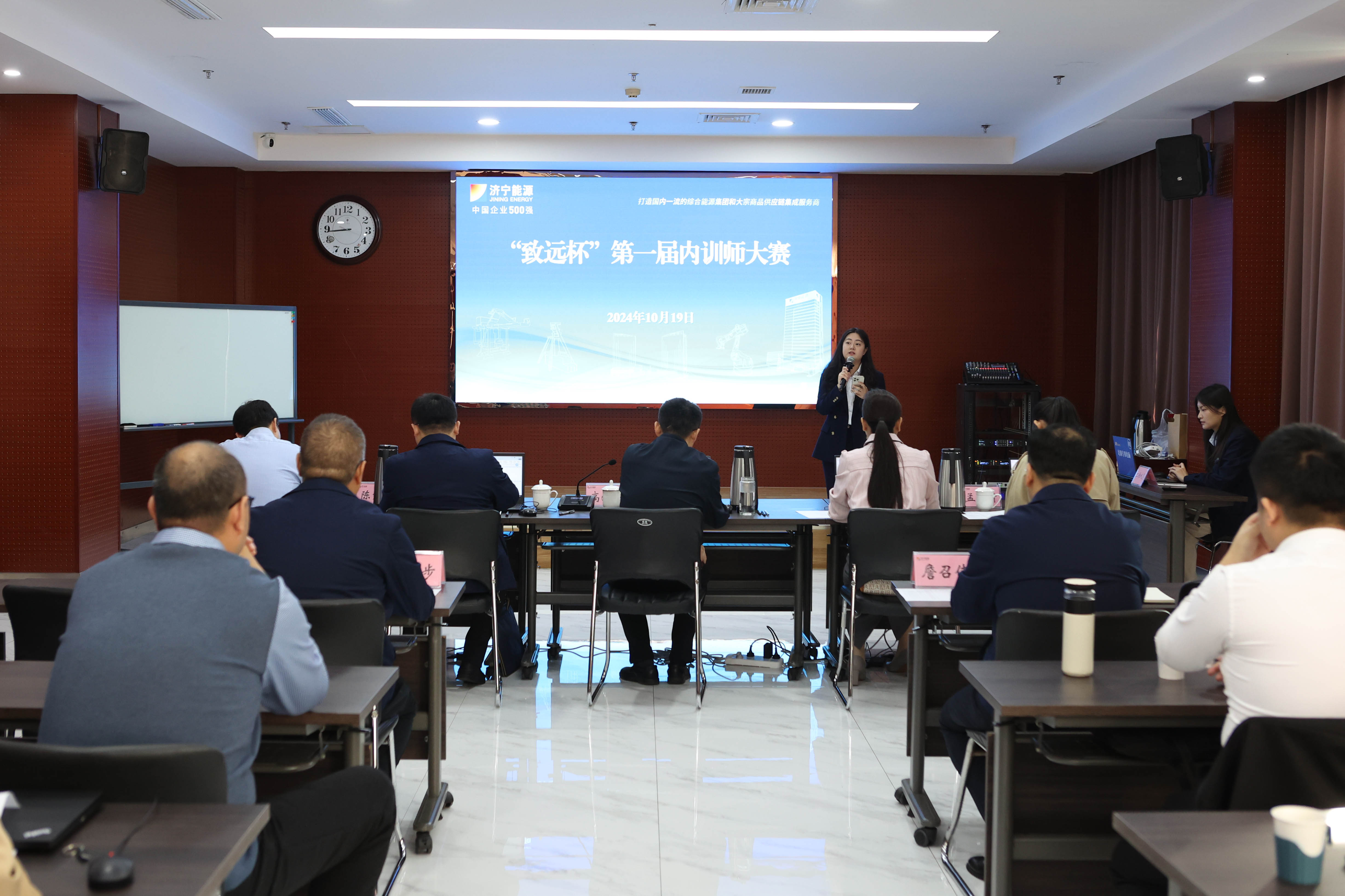 1729655204126298.jpg 840c21a402bf4d217715d2254b8695e.jpg