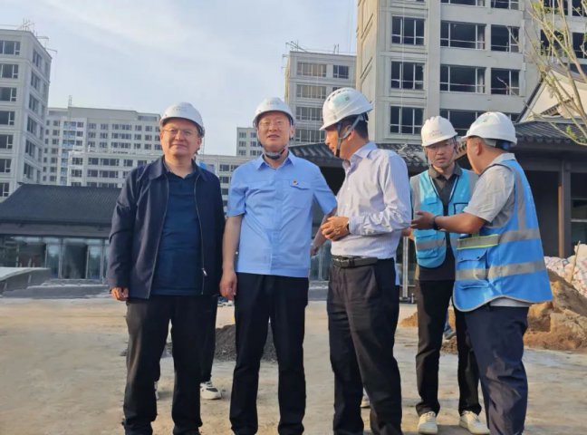 王崇景到圆中园置业调研督导工作