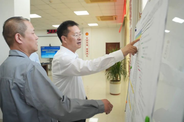 王崇景到鑫能热电调研督导项目建设工作