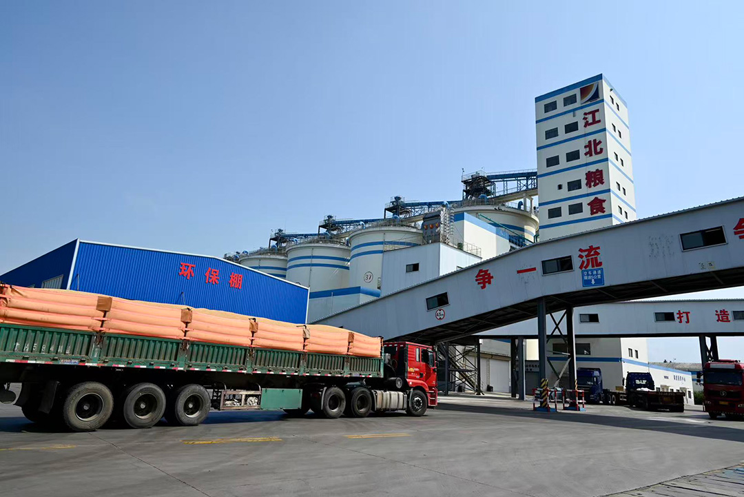 1757315581955735.jpg 858SFjiVhE_1917x1280.jpg