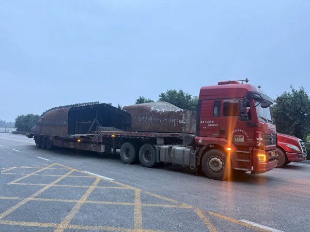 港航金属公司自主完成首批船体分段交付