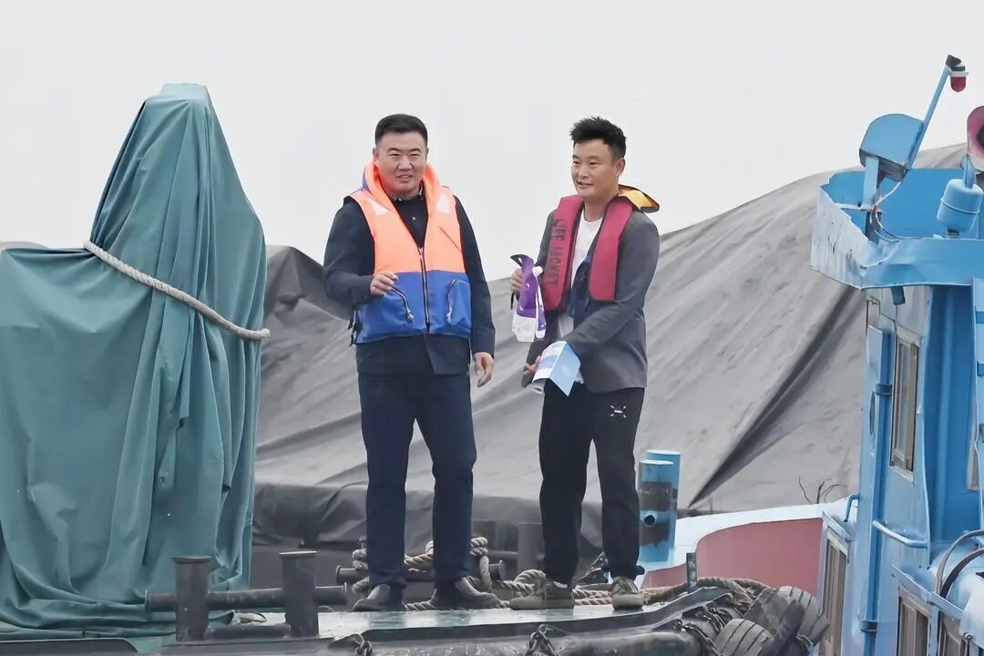 1760683000257975.jpg 05.jpg